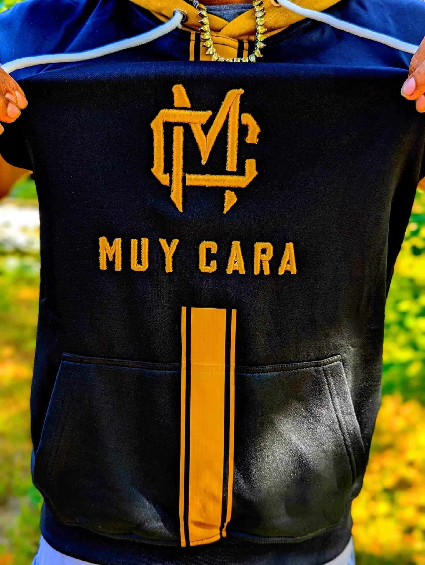 ( NEW RELEASE) Black & Gold Hoody - www.muycara.com